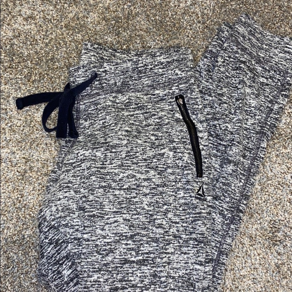 Rebok full length joggers SMALL EUC